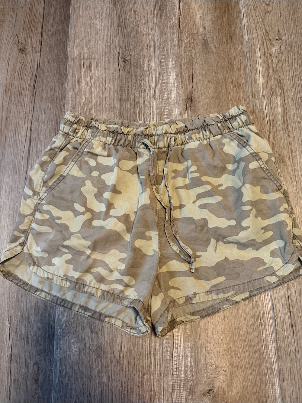 American Eagle Outfitters Women’s Camo Drawstring Shorts